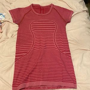 Lululemon shirt